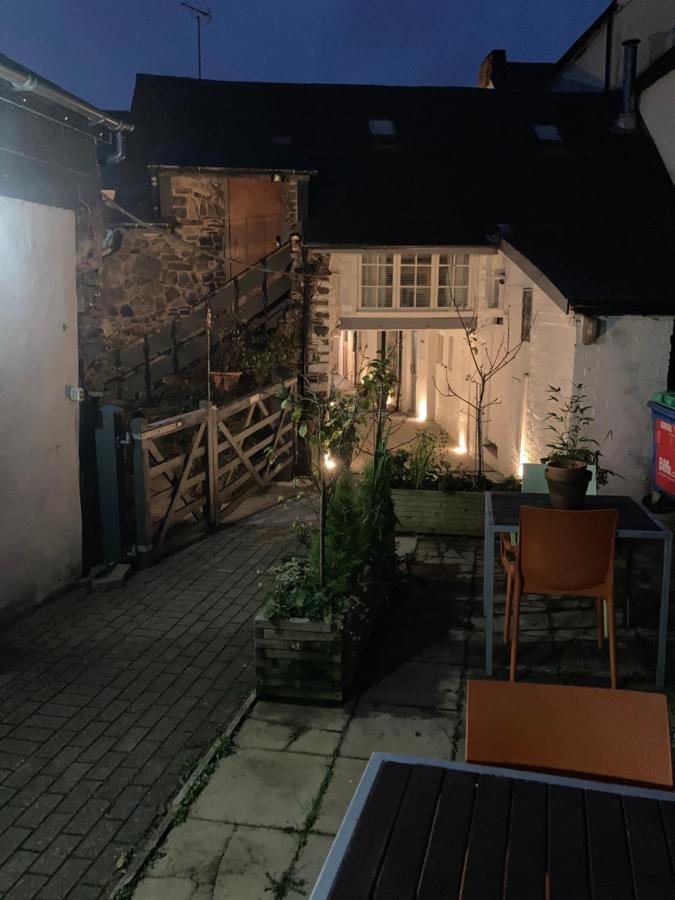 Plymouth Inn Okehampton Extérieur photo